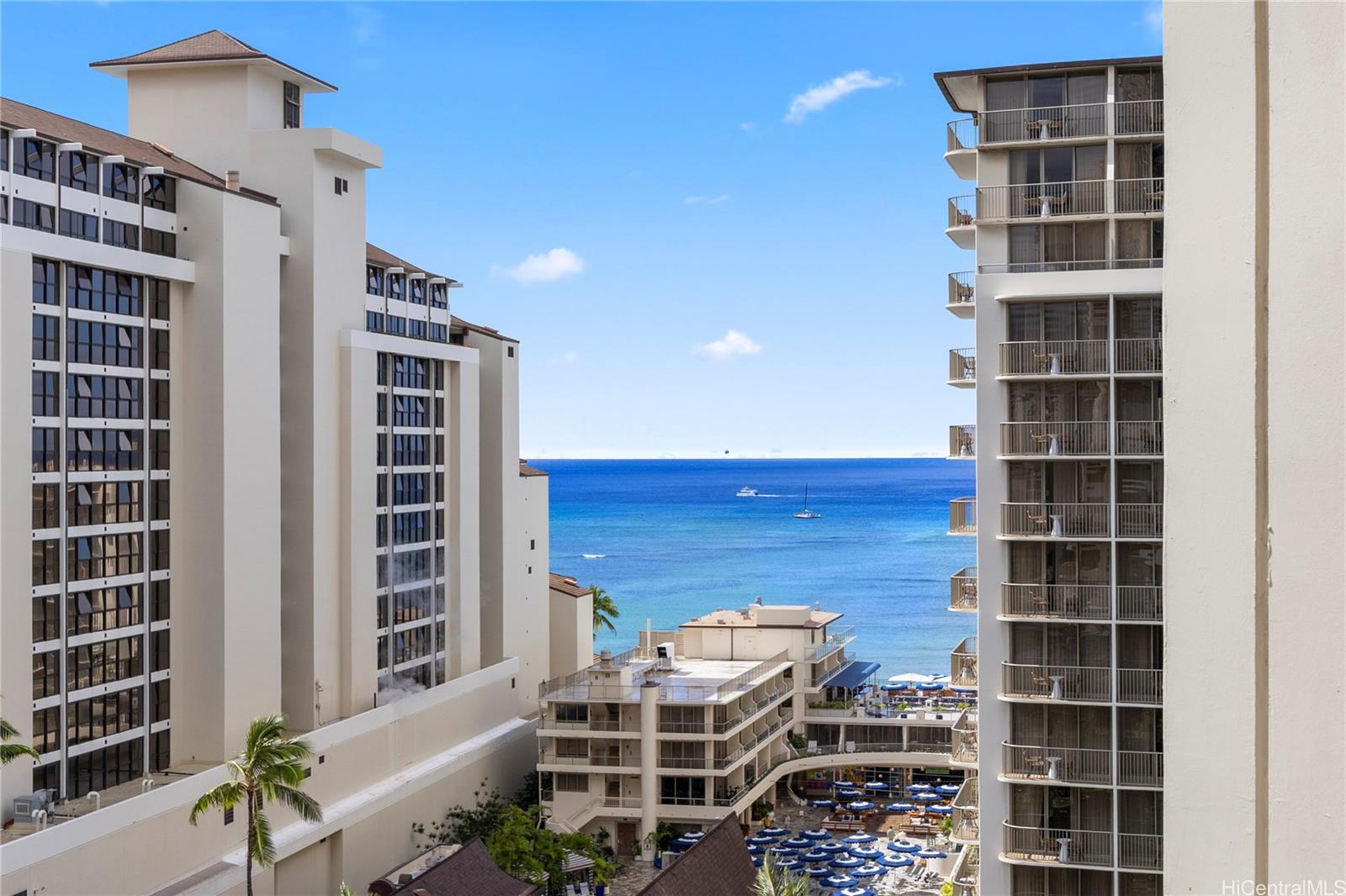 223 Saratoga Road, Unit 1114 Honolulu, HI 96815 - Photo 1 of 23 a front view of a building with a street