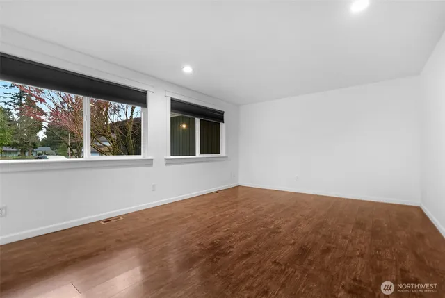 $720,000 | 2105 100th Street Southeast, Everett, WA 98208