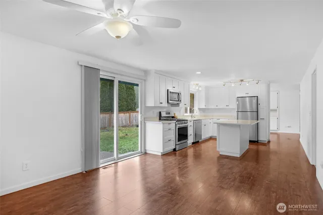 $720,000 | 2105 100th Street Southeast, Everett, WA 98208