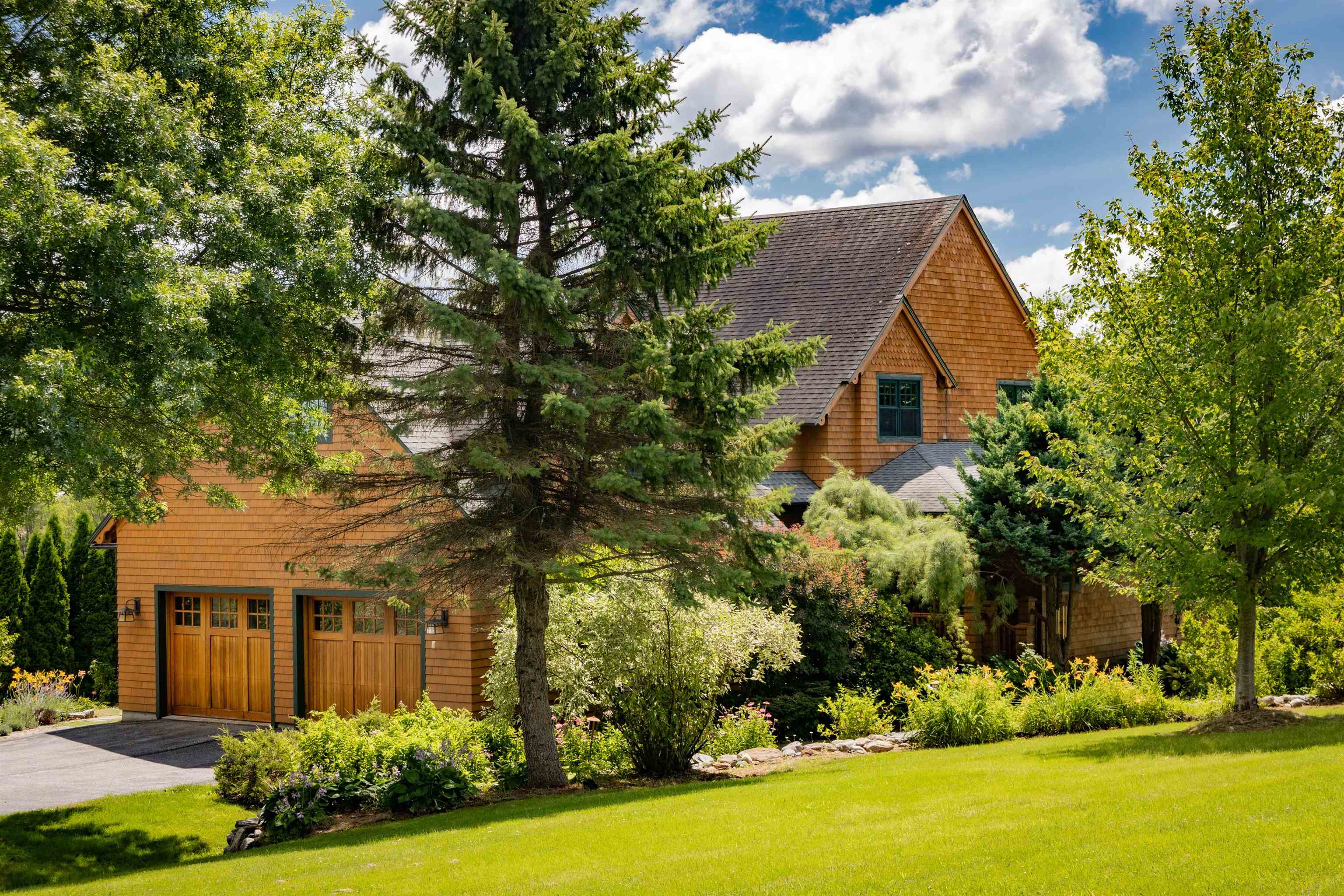 947 Oak Hill Road Williston, VT 05495 - Photo 15 of 55