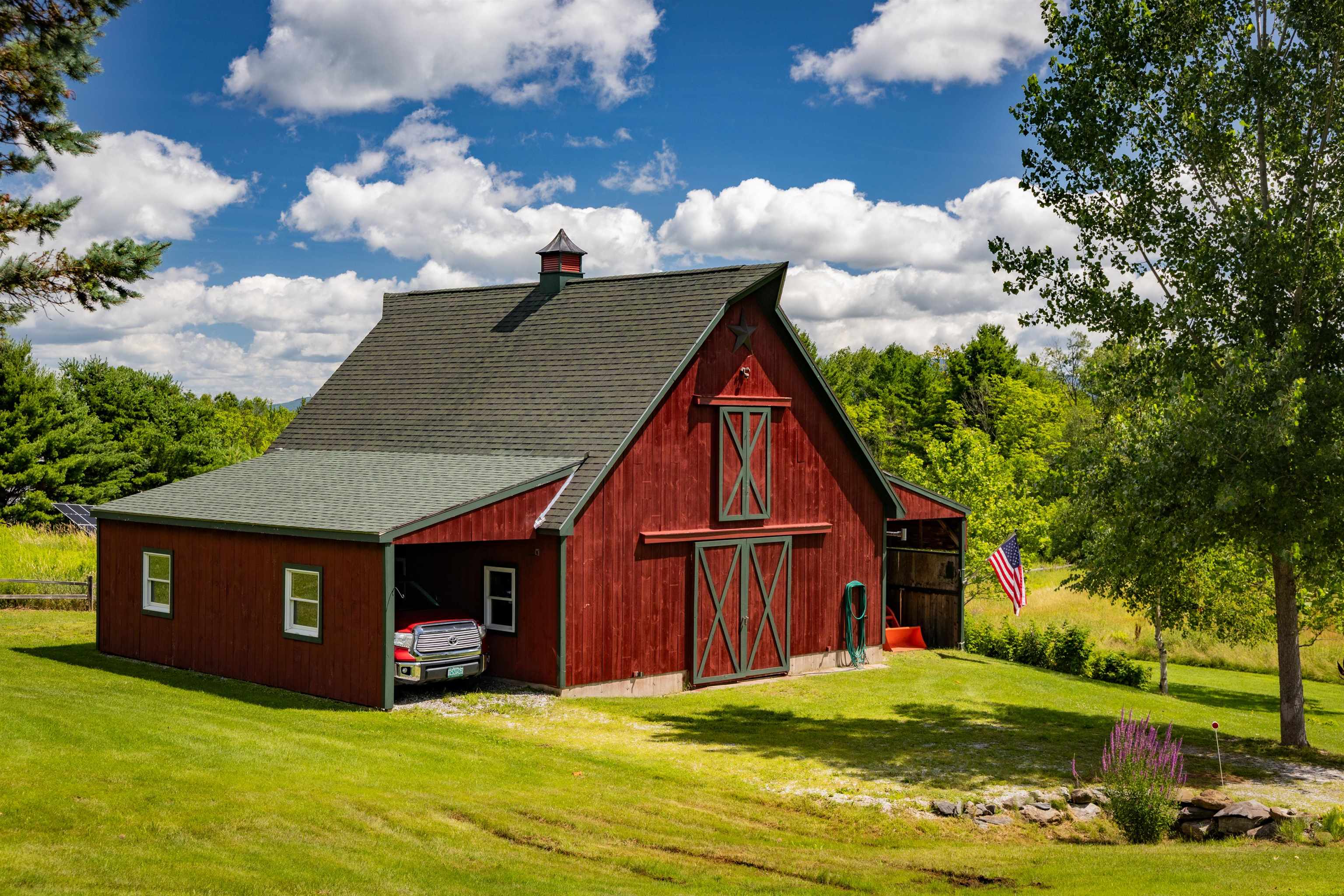 947 Oak Hill Road Williston, VT 05495 - Photo 22 of 55