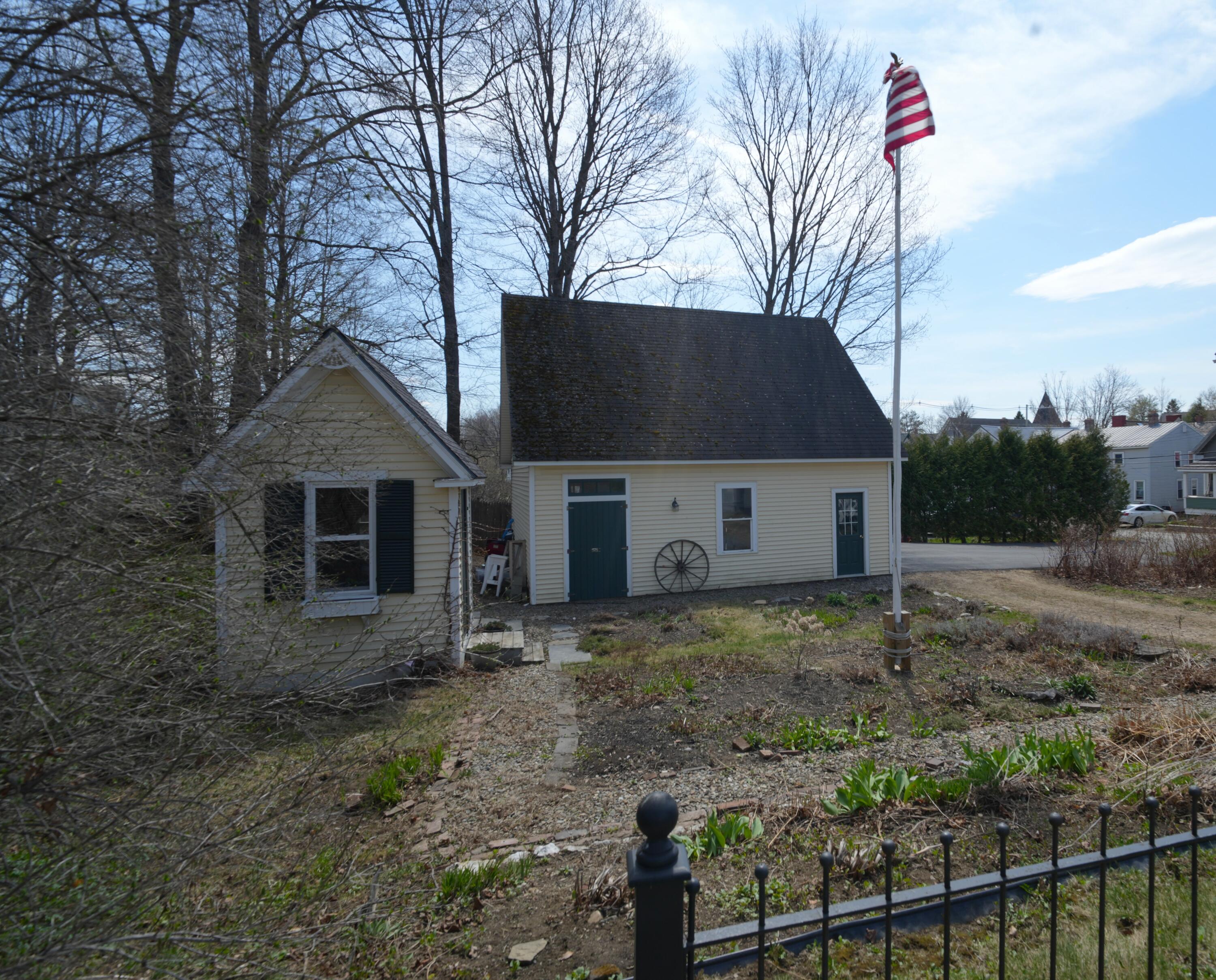 129 Main Street Houlton, ME 04730 - Photo 17 of 102
