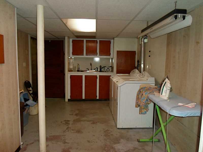 154 Edgemere Road Pawtucket, RI 02861 - Photo 17 of 17 Laundry Room.