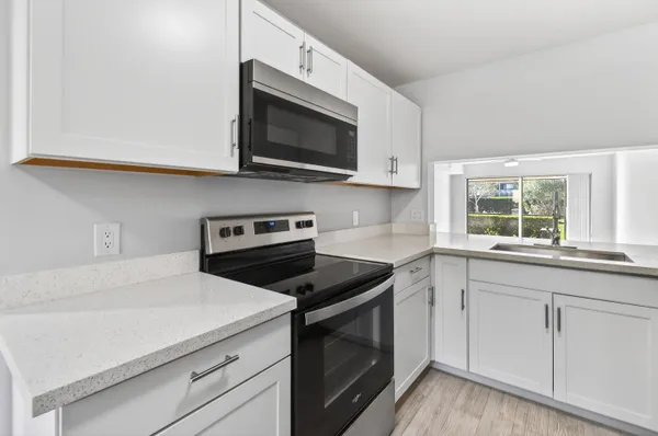 $353,000 | 901 Pinecrest Circle, Unit C, Jupiter, FL 33458