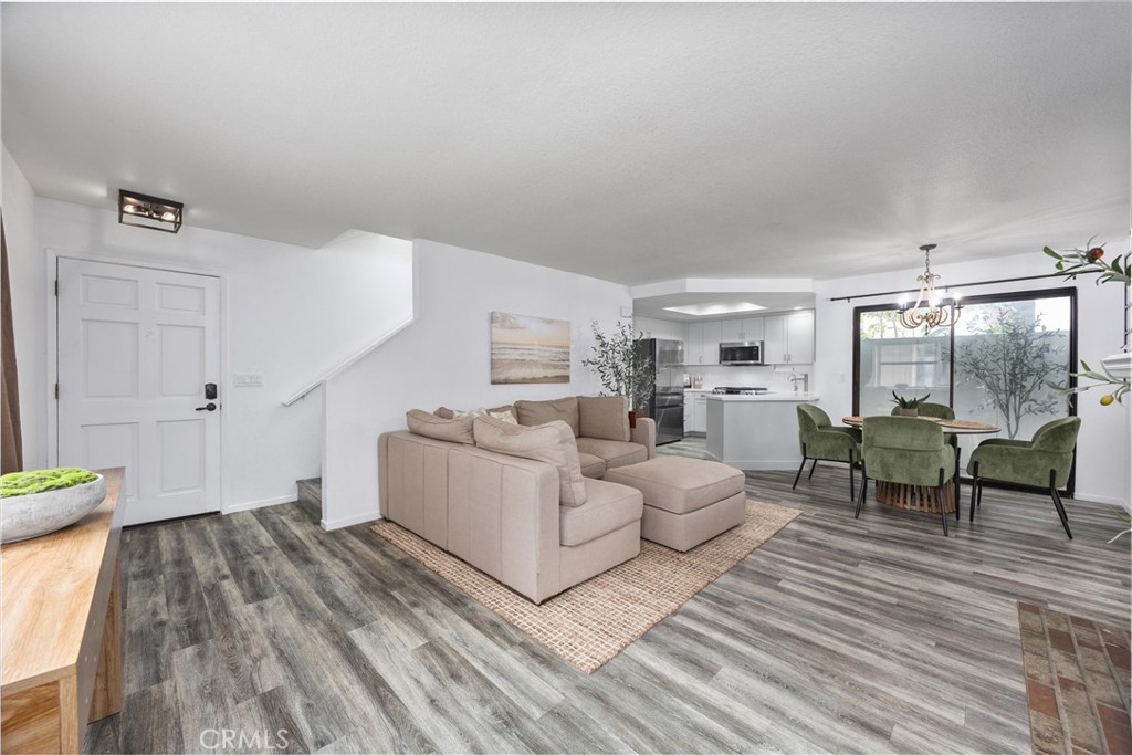 1955 Capistrano Court Grover Beach, CA 93433 - Photo 10 of 58