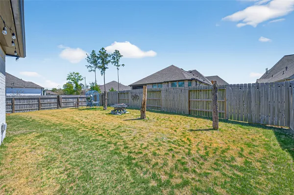 $570,000 | 14920 Scarlet Branch Drive, Conroe, TX 77302