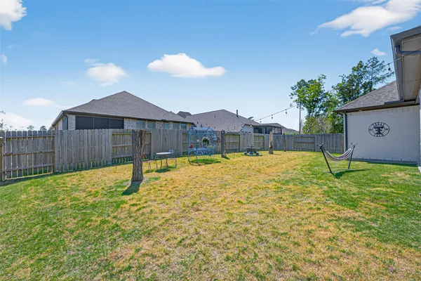 $570,000 | 14920 Scarlet Branch Drive, Conroe, TX 77302
