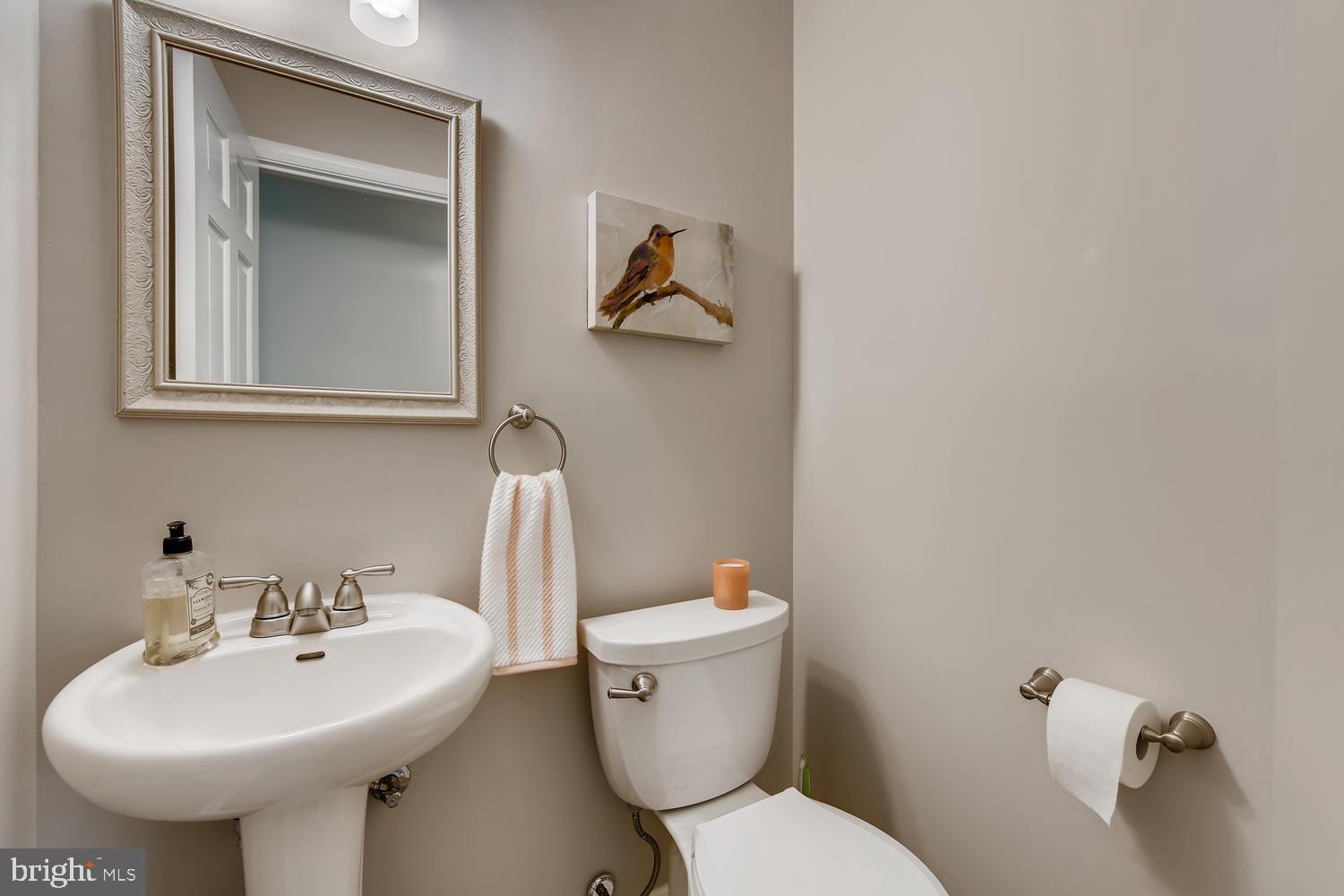 2427 Houcks Mill Road Monkton, MD 21111 - Photo 16 of 35 First Floor Powder Room