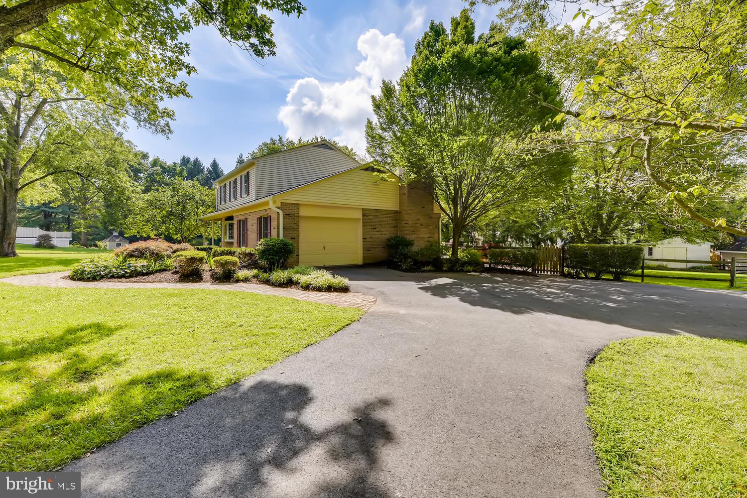 2427 Houcks Mill Road Monkton, MD 21111 - Photo 35 of 35 Lots of room for parking!