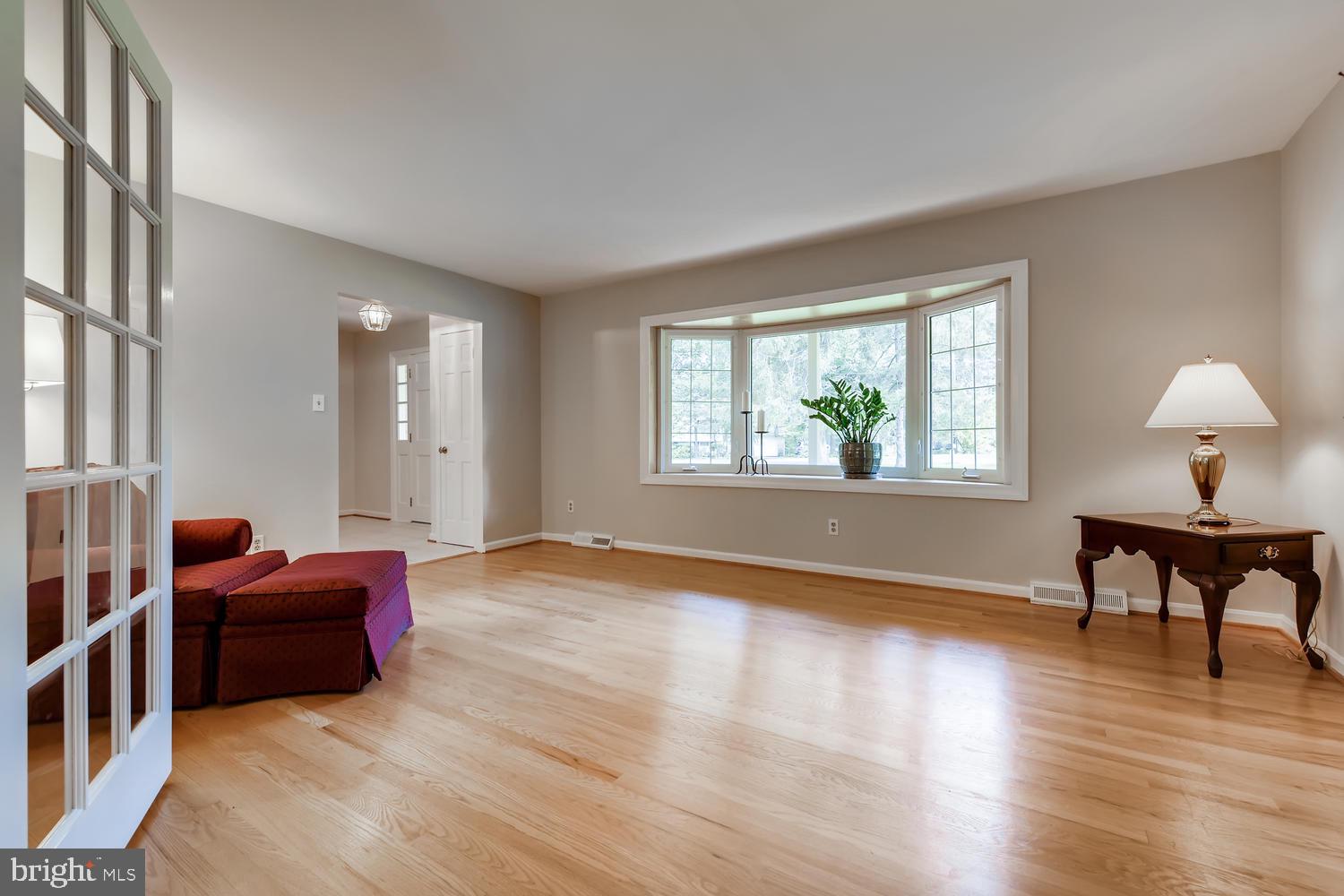 2427 Houcks Mill Road Monkton, MD 21111 - Photo 8 of 35 Natural light fills the room!