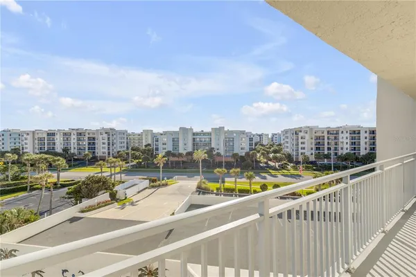 $650,000 | 5207 South Atlantic Avenue, Unit 426, New Smyrna Beach, FL 32169