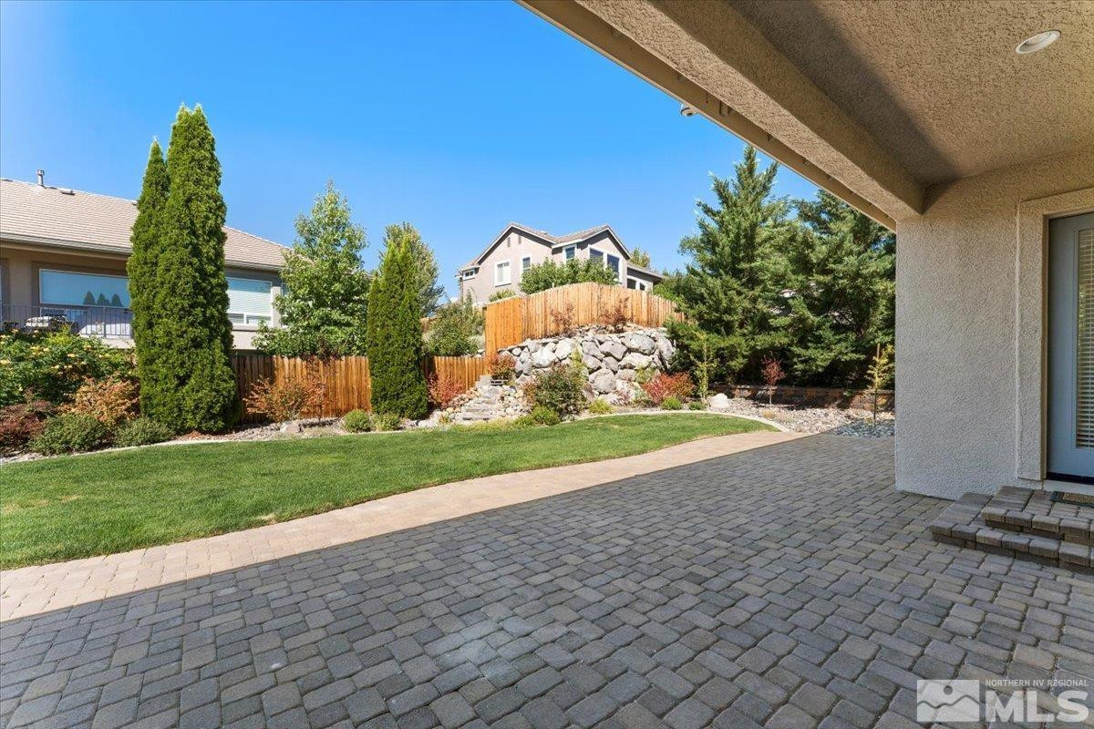 3259 Diamond Ridge Drive Reno, NV 89523 - Photo 27 of 40 a view of a back yard of the house