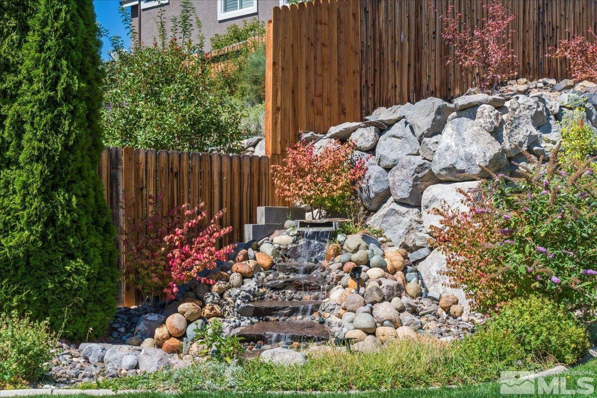 3259 Diamond Ridge Drive Reno, NV 89523 - Photo 4 of 40 a view of a garden with plants