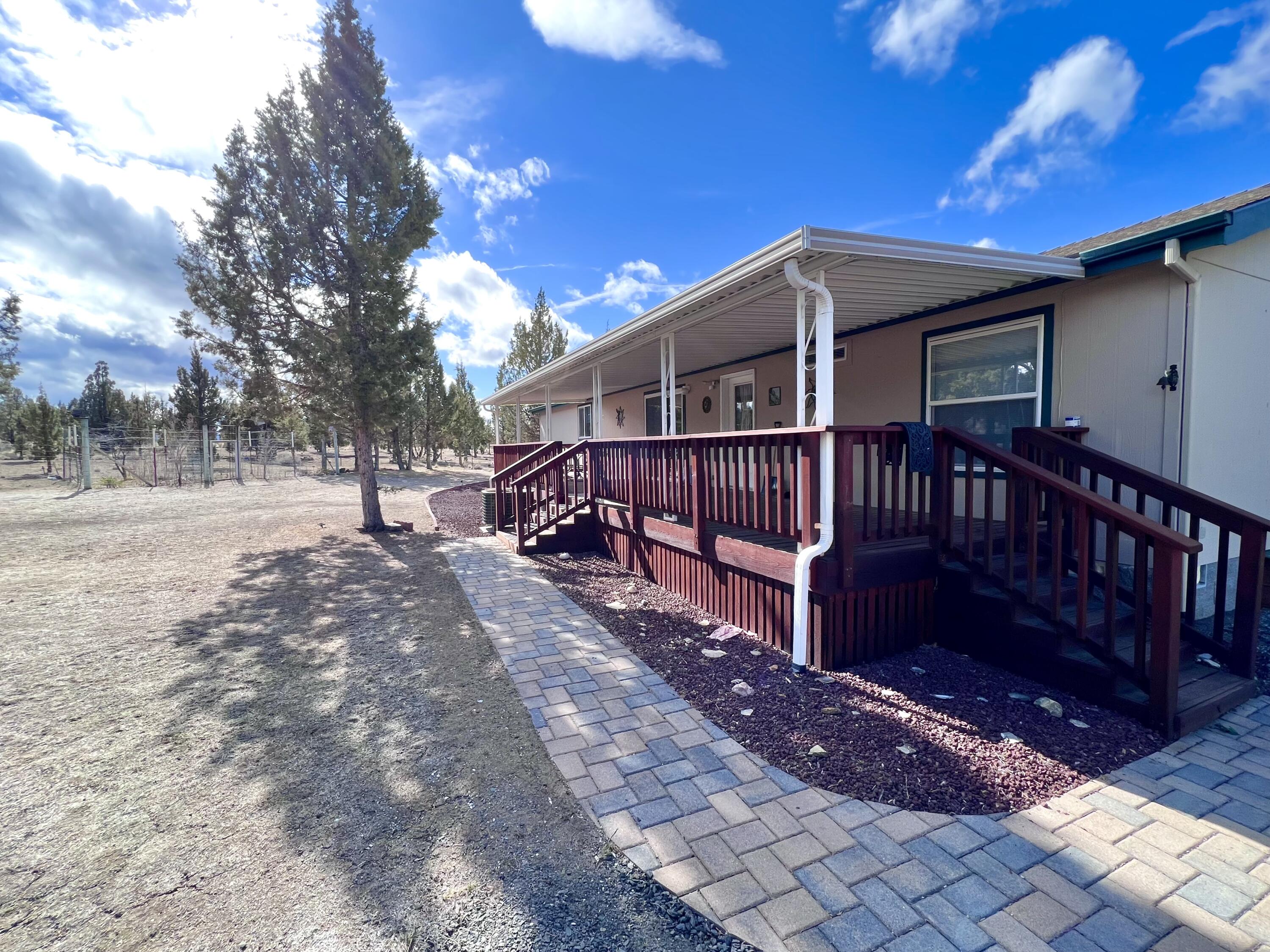15966 Southeast Pecos Road Prineville, OR 97754 - Photo 20 of 41 21