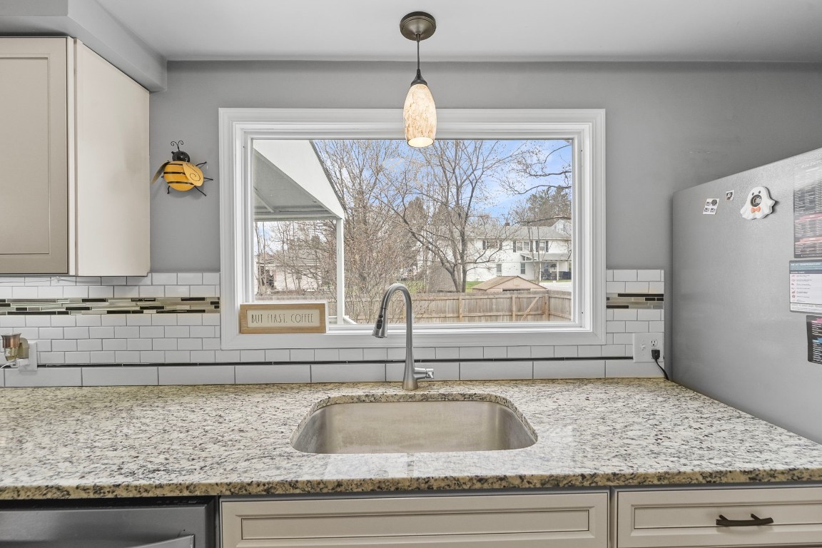 3603 Country Club Road Endwell, NY 13760 - Photo 13 of 35 Gallery Image 13