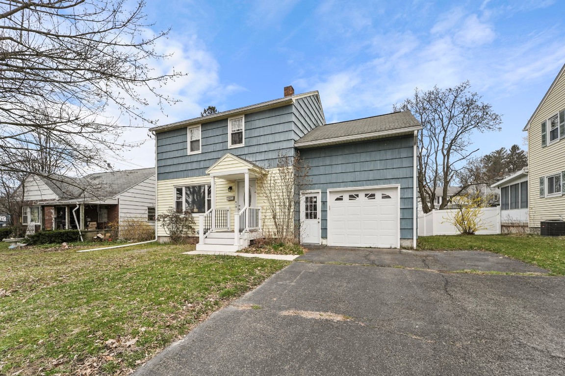 3603 Country Club Road Endwell, NY 13760 - Photo 2 of 35 Gallery Image 2