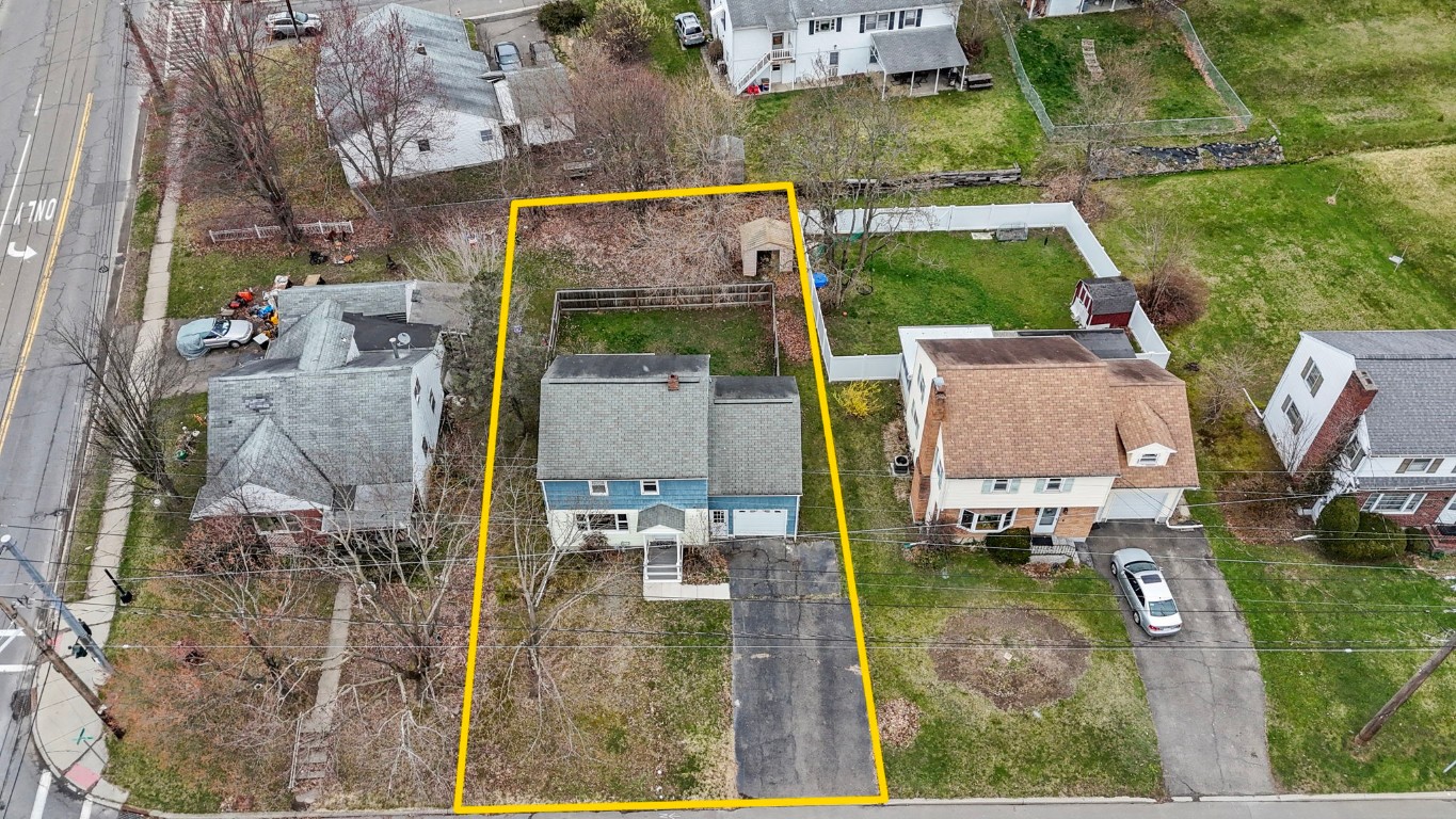 3603 Country Club Road Endwell, NY 13760 - Photo 3 of 35 Gallery Image 3