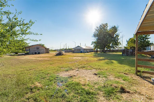 $269,000 | 844 North Us Highway, Breckenridge, TX 76424