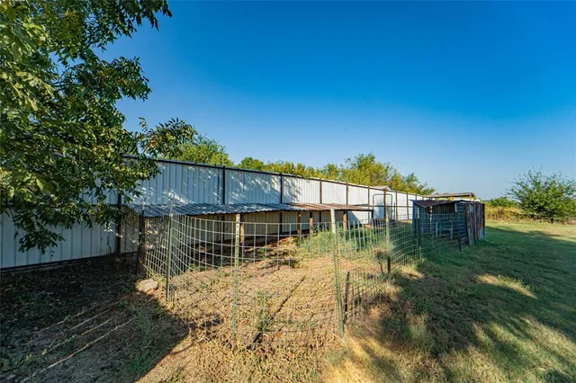 $269,000 | 844 North Us Highway, Breckenridge, TX 76424