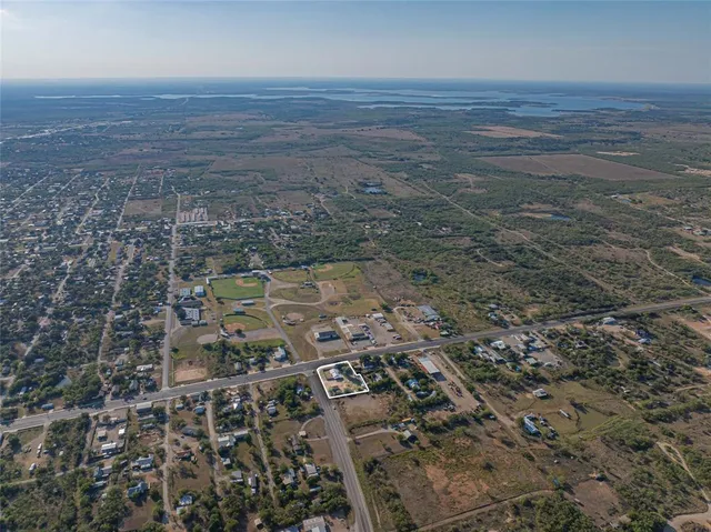 $269,000 | 844 North Us Highway, Breckenridge, TX 76424