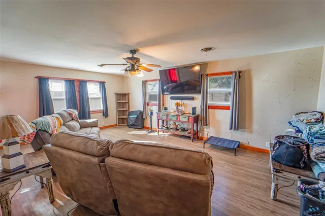 $269,000 | 844 North Us Highway, Breckenridge, TX 76424