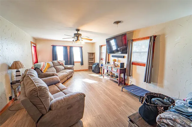 $269,000 | 844 North Us Highway, Breckenridge, TX 76424