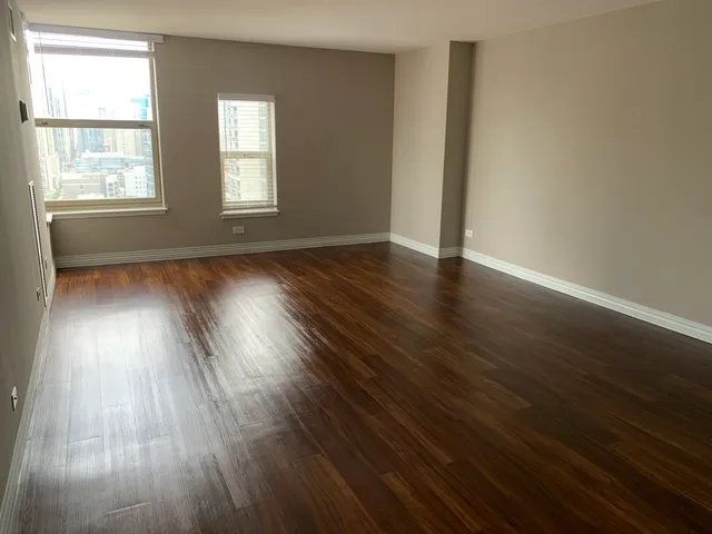 $2,360 | 100 West Chestnut Street, Unit 3008, Chicago, IL 60610