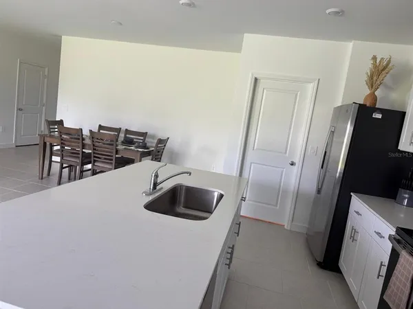 $3,100 | 7111 Weeping Pine Drive, Fort Myers, FL 33966