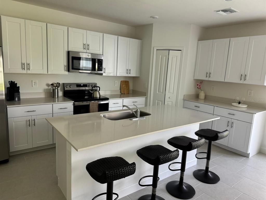 7111 Weeping Pine Drive Fort Myers, FL 33966 - Photo 9 of 56