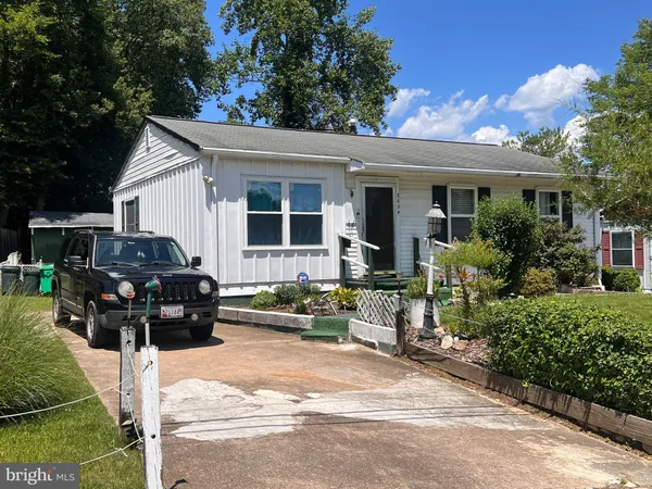 $360,000 | 8804 McHenry Lane, Lanham, MD 20706