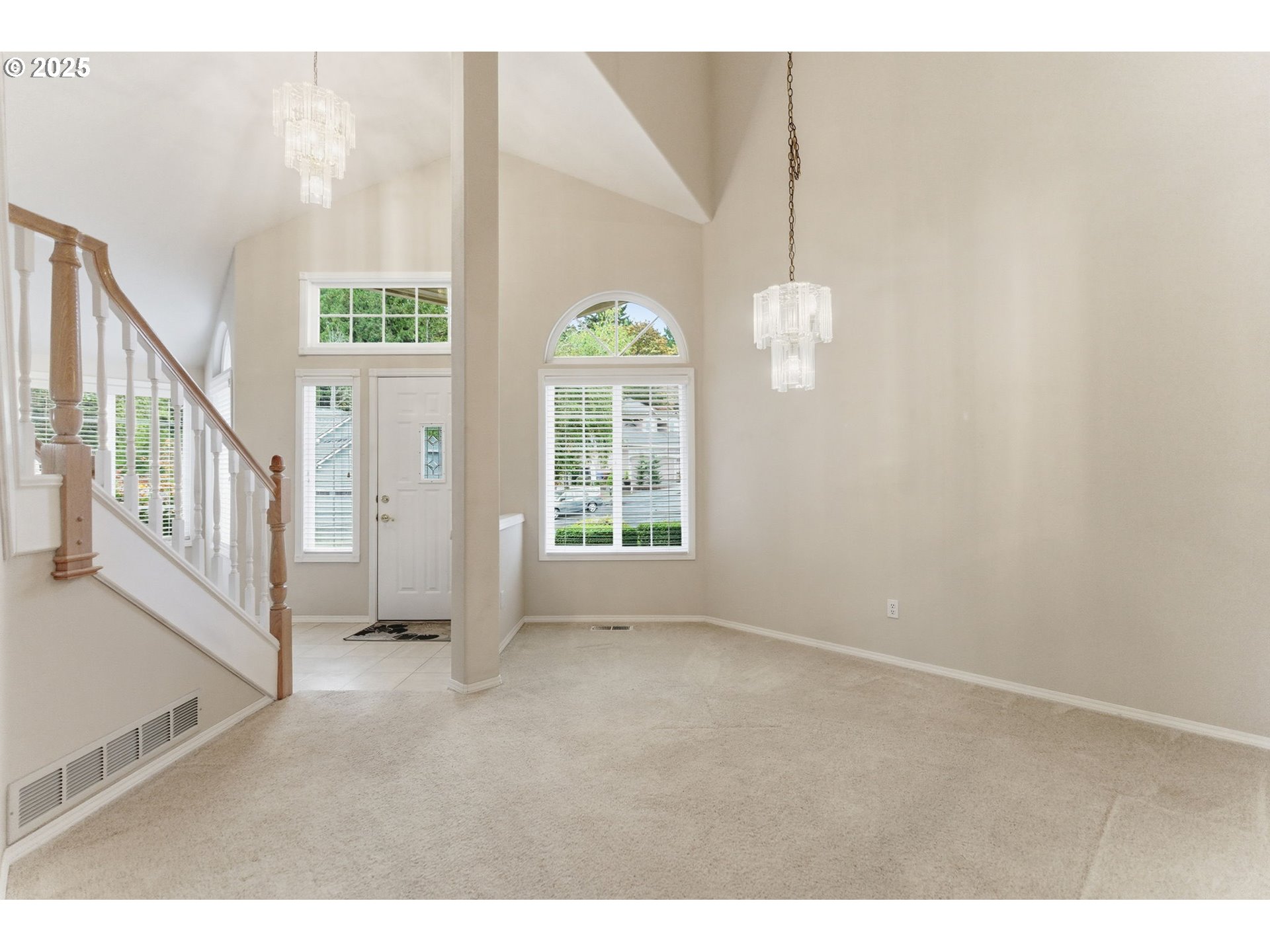 4753 Southeast 14th Street Gresham, OR 97080 - Photo 17 of 48 a view of an empty room with a window