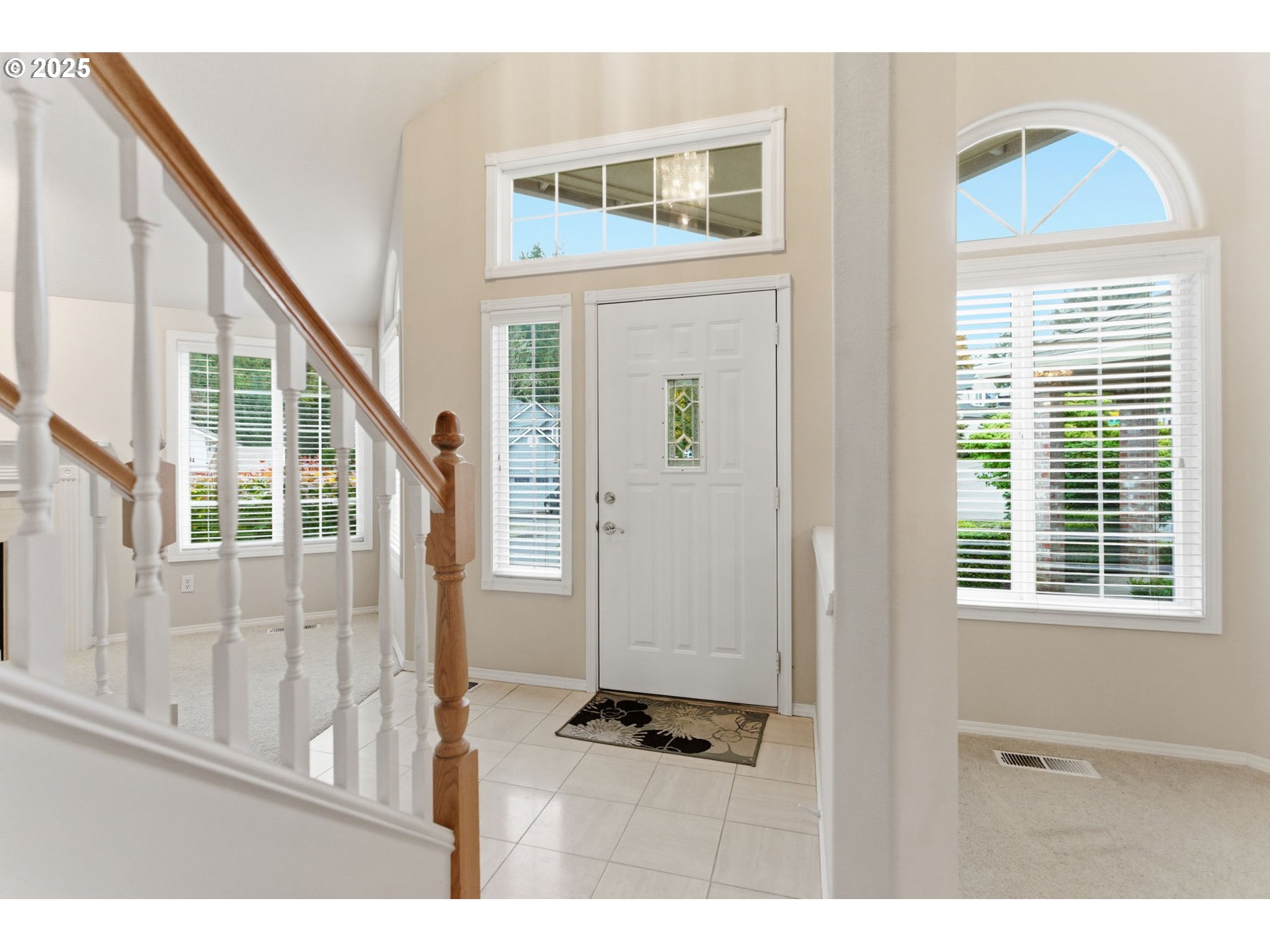 4753 Southeast 14th Street Gresham, OR 97080 - Photo 6 of 48 a view of an entryway with wooden floor
