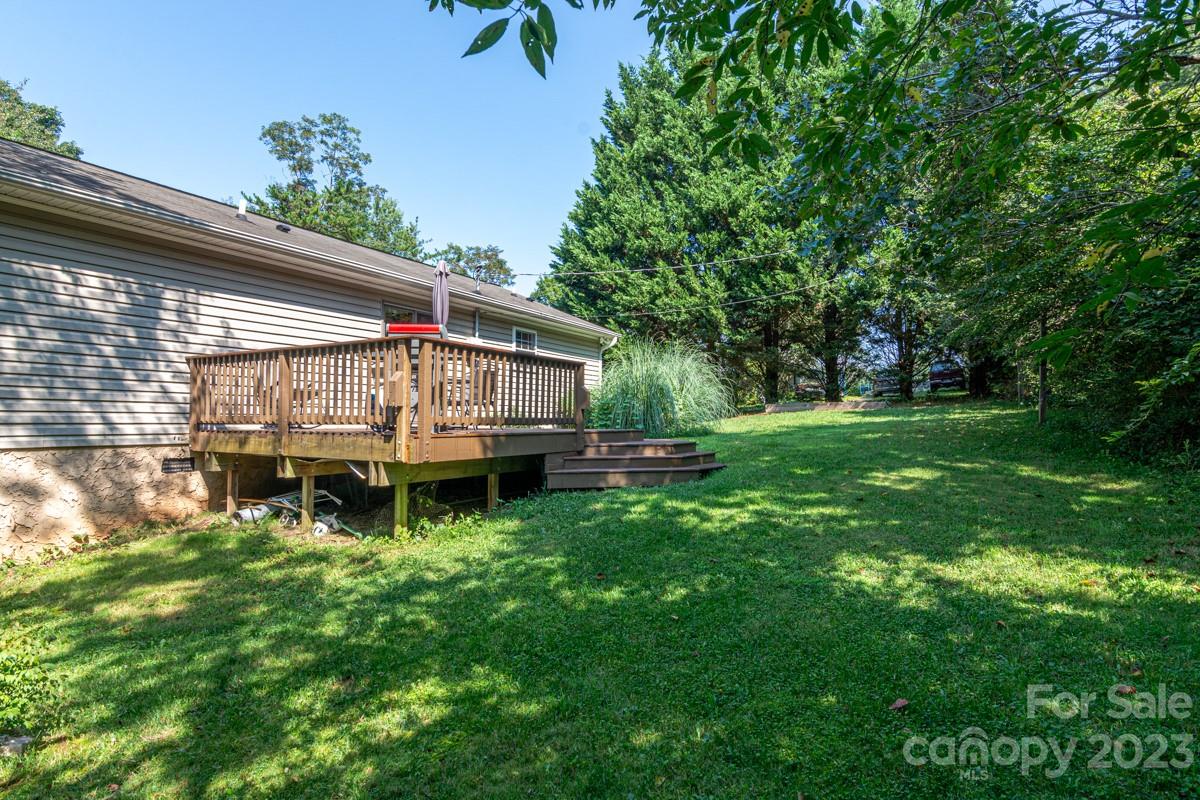 51 Upper Moffitt Road Asheville, NC 28805 - Photo 25 of 26 Gallery Image 25