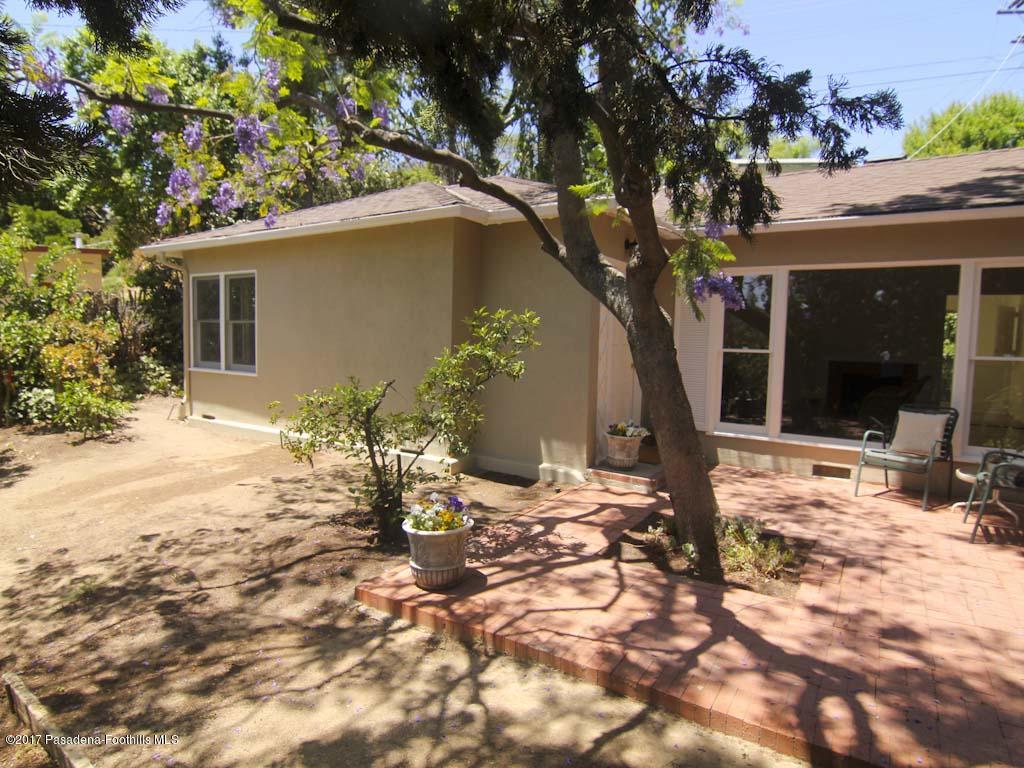 1425 Brixton Road Pasadena, CA 91105 - Photo 27 of 27 Expansive Front