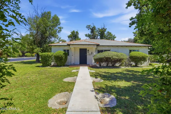 $485,000 | 6 North Fraser Drive East, Mesa, AZ 85203