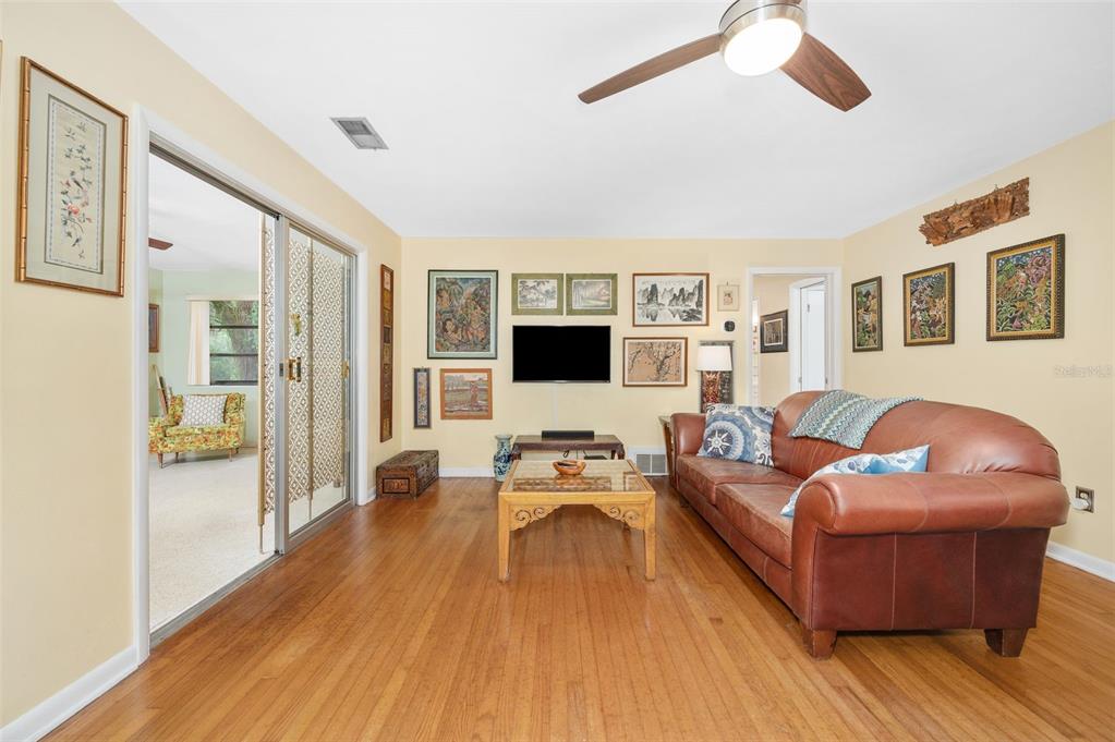 318 Southwest 40 Terrace Gainesville, FL 32607 - Photo 5 of 28