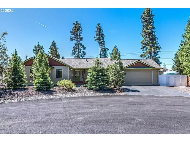$435,000 | 16691 Oakridge Place, La Pine, OR 97739
