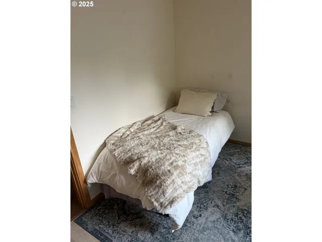 $435,000 | 16691 Oakridge Place, La Pine, OR 97739