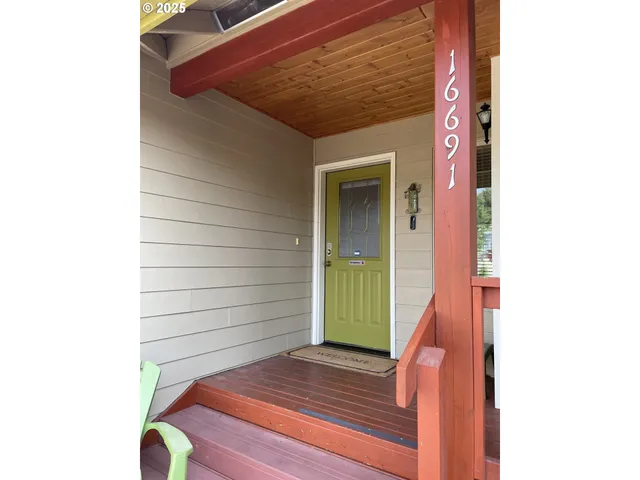 $435,000 | 16691 Oakridge Place, La Pine, OR 97739