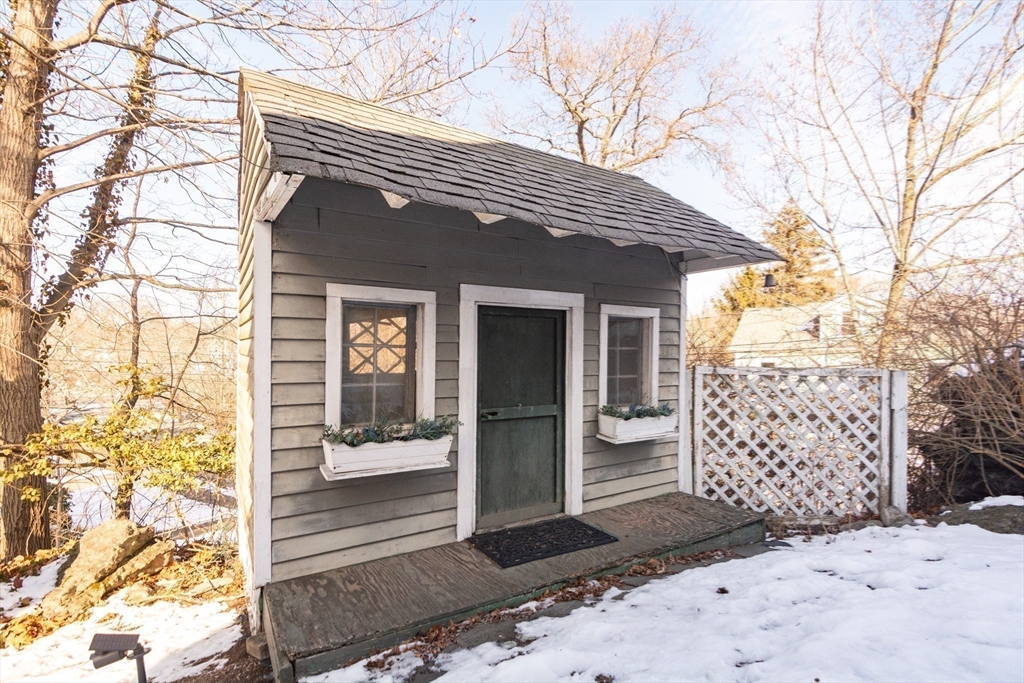 1289 Walnut Street Newton, MA 02461 - Photo 34 of 42 a front view of a house
