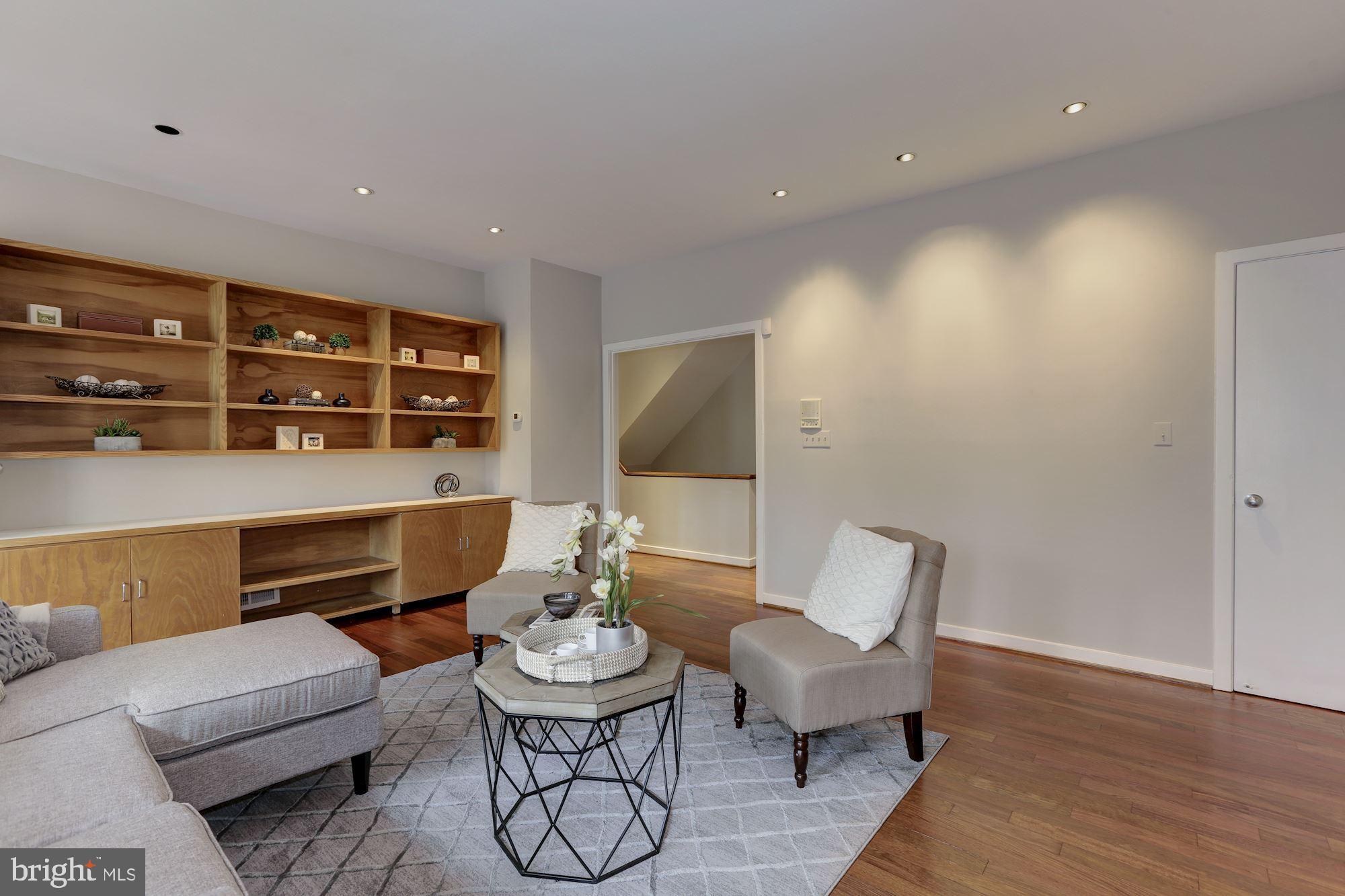 8707 Burning Tree Road Bethesda, MD 20817 - Photo 25 of 69 Den