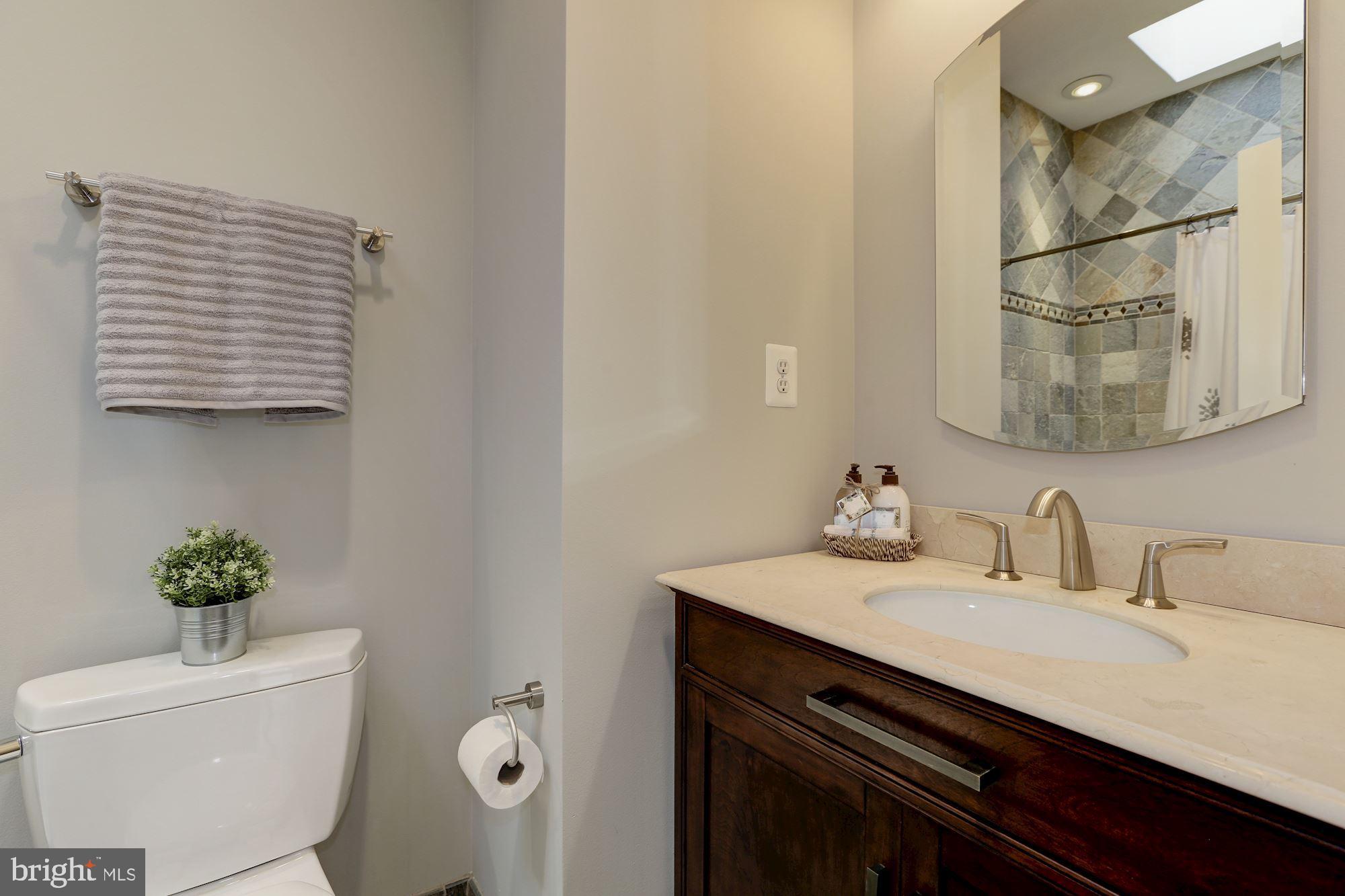8707 Burning Tree Road Bethesda, MD 20817 - Photo 32 of 69 Upper level bath