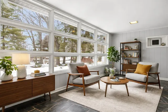 $559,000 | 17708 Oakwood Drive, Spring Lake, MI 49456