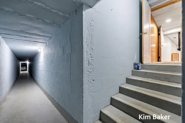 $559,000 | 17708 Oakwood Drive, Spring Lake, MI 49456