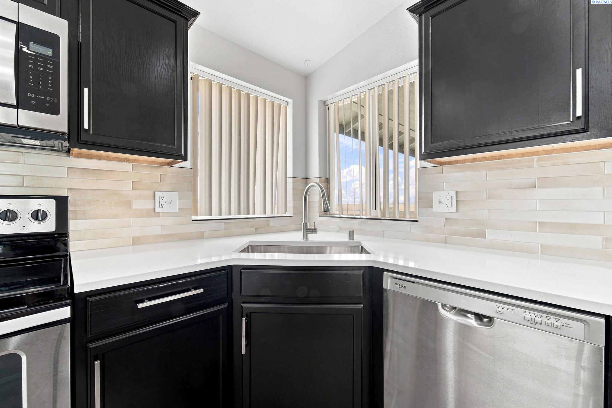 11617 Missimer Road Prosser, WA 99350 - Photo 6 of 36 Gallery Image 6