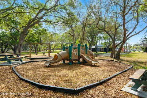 $419,900 | 1230 Yacht Club Boulevard, Indian Harbour Beach, FL 32937