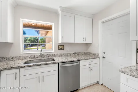 $419,900 | 1230 Yacht Club Boulevard, Indian Harbour Beach, FL 32937