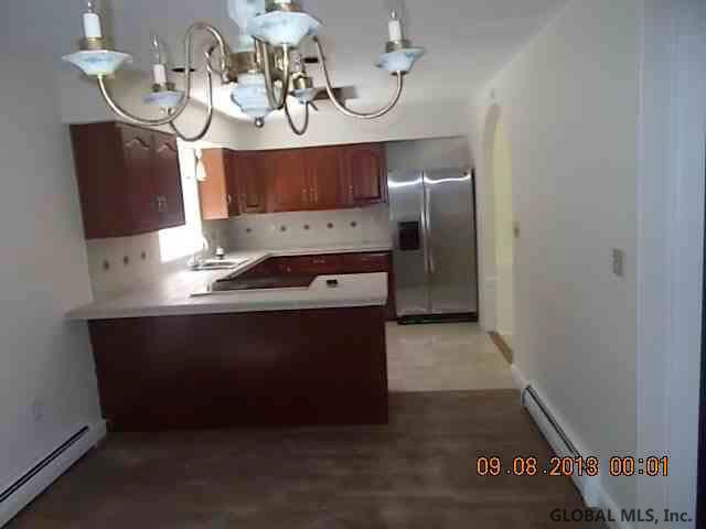 33 Michael Road Moreau, NY 12828 - Photo 7 of 12 Photo 7