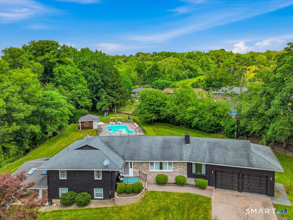 41 Sunny Lane Meriden, CT 06450 - Photo 2 of 32