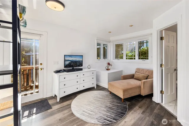 $868,000 | 607 Ocean Beach Boulevard North, Long Beach, WA 98631